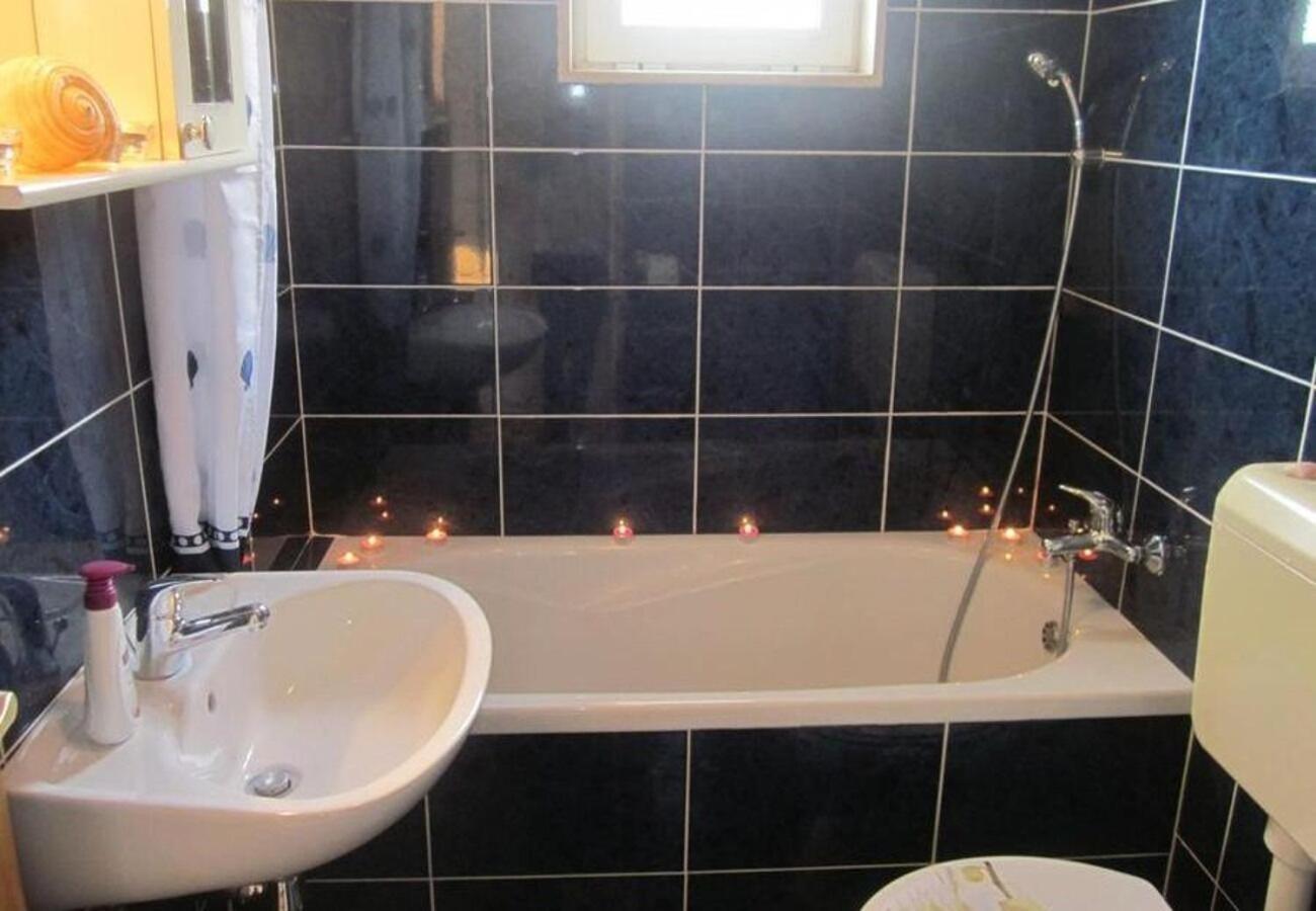 Appartement And Dar *